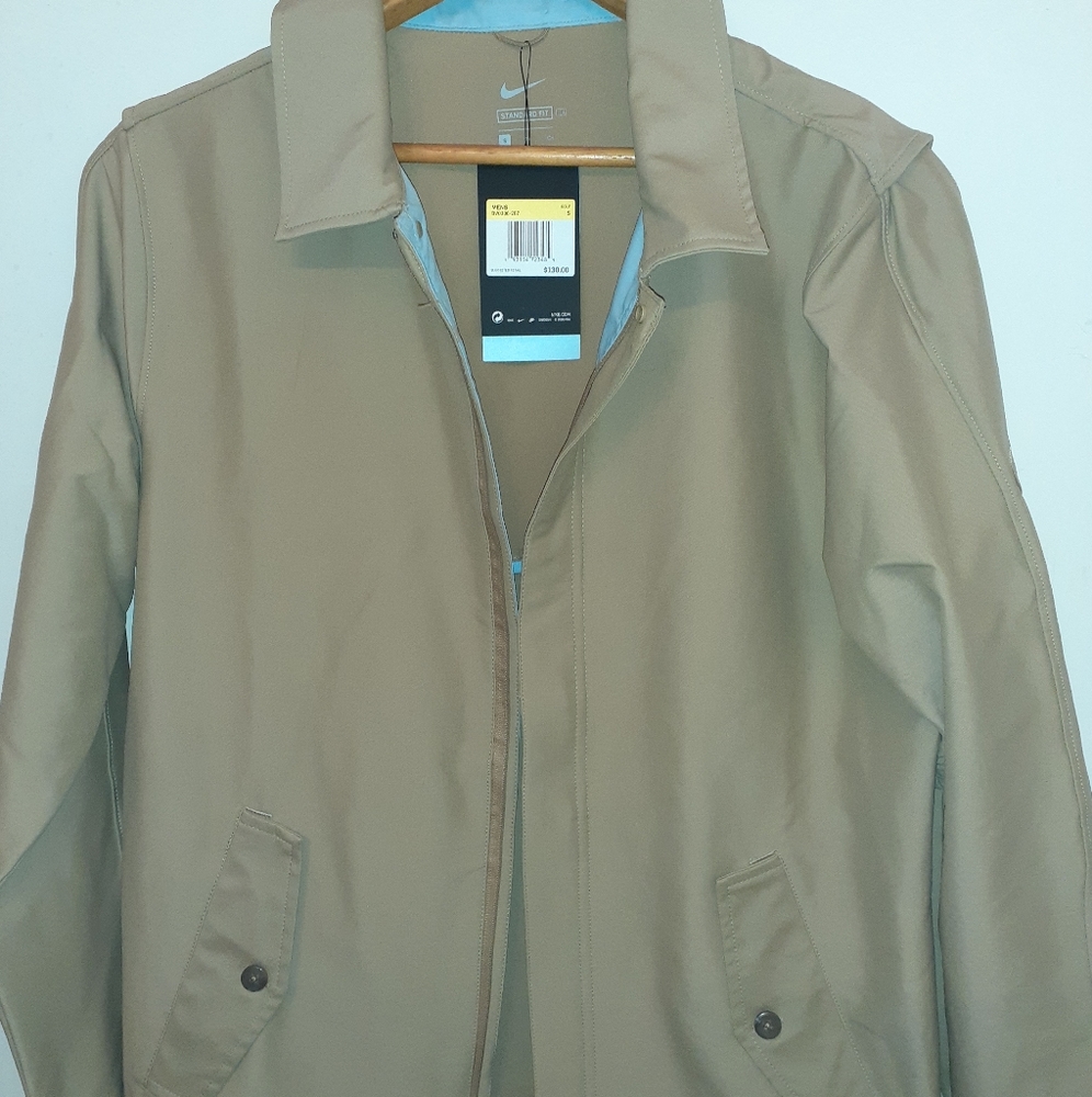 Mens size small Nike Golf jacket NWT